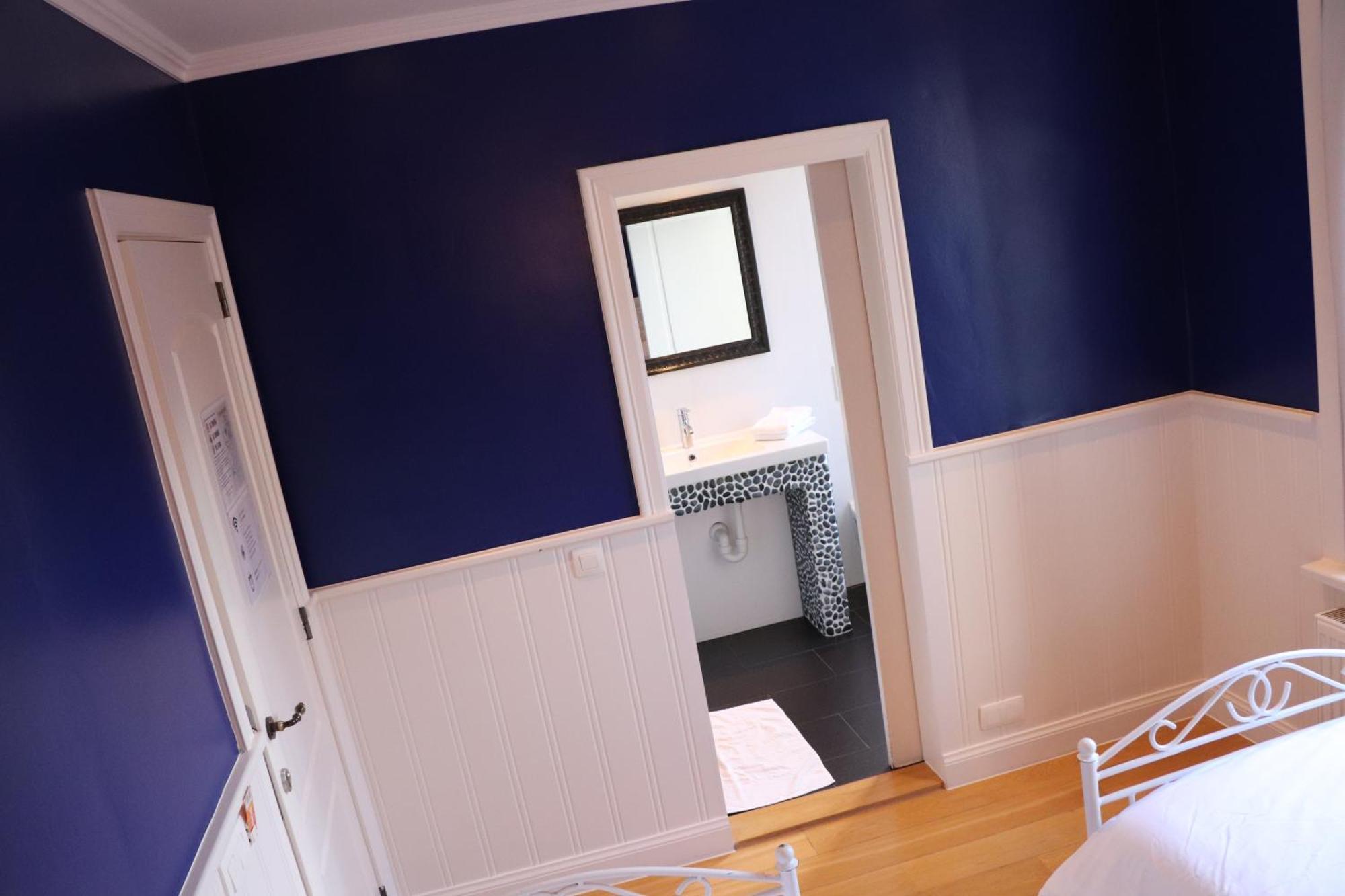 Hostel Lybeer Private Rooms Just For Two! Bruggy Pokoj fotografie