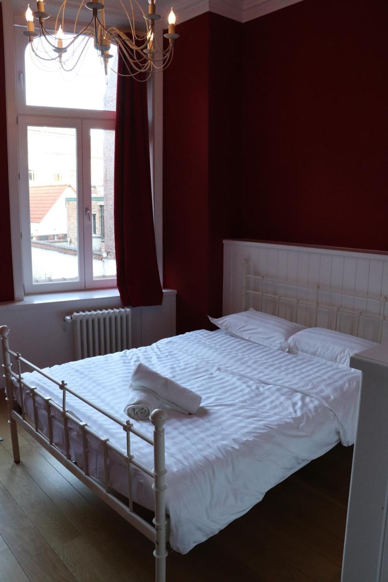 Hostel Lybeer Private Rooms Just For Two! Bruggy Pokoj fotografie